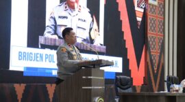 Wakapolda Sulsel Brigjen Pol CH Patoppoi saat membuka kegiatan orientasi pra tugas kepada para lulusan pendidikan pembentukan (Diktuk) Bintara dan Tamtama Polri Gelombang 2 TA. 2023. (ist)