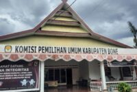 Kantor KPU Bone. (int)