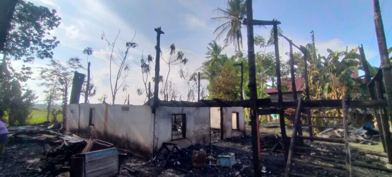kondisi rumah korban kebakaran di Desa Sugiale, Kecamatan Barebbo, kabupaten Bone, Selasa (2/1/2024). (ist)