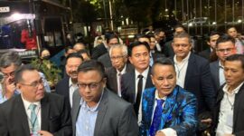 Rombongan tim pembela Paslon Nomor Urut 2 datangi Mahkamah Konstitusi. (int)