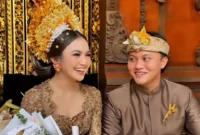Pasangan selebrity, Rizy Febian dan Mahalini. (int)