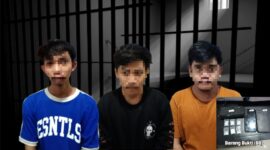 Ketiga pelaku narkoba yang diamankan Satresnarkoba Polres Bone pada Sabtu (25/5). (ist)