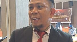 kata Komisioner KPU Bone Koordiv Teknis Penyelenggaraan, Zainal. (DIKSIKU/Idhul)
