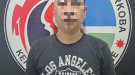 SB alias A, pemasok Narkoba untuk berpesta sabu di Paccing yang ditangkap Satresnarkoba Polres Bone, Minggu (5/5). (ist)