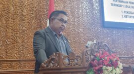 Fraksi PPP bacakan pandangan umum terhadap Raperda usulan Pemkab Kutim, Selasa (14/5). (ist)