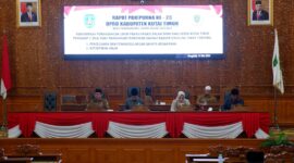 Rapat Paripurna DPRD Kutim ke-23 tentang Penyampaian Pandangan Umum Fraksi-fraksi terhadap Rancangan Peraturan Daerah (Raperda) Pencegahan dan Penanggulangan Bahaya Kebakaran dan Raperda Ketertiban Umum. (ist)