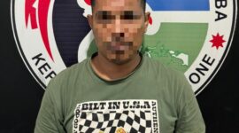 Pria berinisial S (18) diamankan Satresnarkoba Polres Bone karena sabu. (ist)