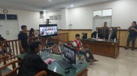 Kaharman menjalani sidang pembacaan tuntutan JPU di PN Watampone, Kabupaten Bone, Rabu (5/6). (ist)