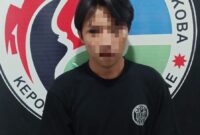 Pemuda berinisial IK (23) yang ditangkap Satresnarkoba Polres Bone pada Kamis (13/6) malam. (ist)