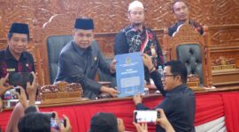 Anggota DPRD Kutai Timur, Muhammad Amin (kacamata). (ist) 