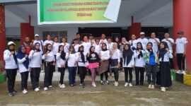 Pengurus KORMI Bone senam bersama sebelum rapat kerja, Minggu (23/6). (ist)