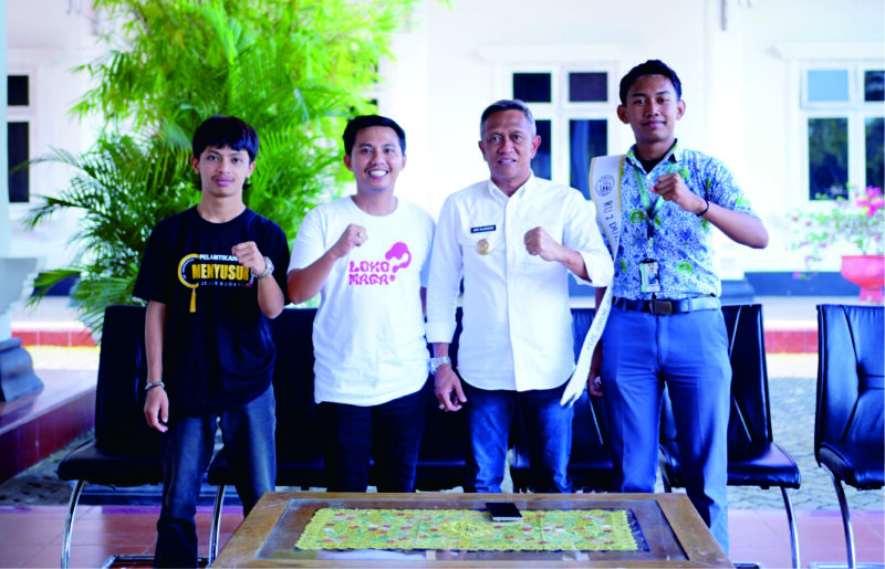 Andi Islamuddin bersama Gen-Z penggiat videografi. (ist)