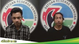 Pajju dan Issa', dua pelaku sabu yang dibekuk Satresnarkoba Polres Bone, Senin (1/7) malam. (ist)