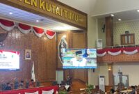 Suasana rapat paripurna DPRD Kutim membahas Raperda Pertanggungjawaban APBD 2023, Kamis (11/7). (ist)