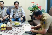 Silaturahmi Pimpinan Baznas Bone dengan Direktur RSUD Tenriawaru, Selasa (30/7). (ist)