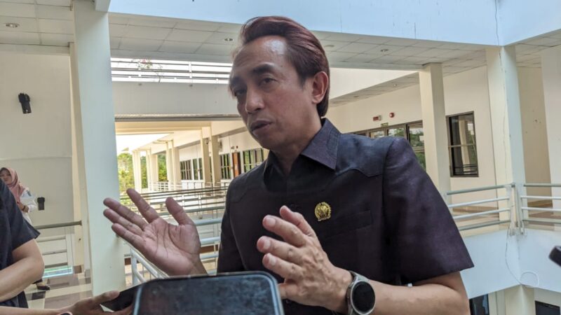 Ketua Komisi II DPRD Kota Bontang, Rustam. (int)