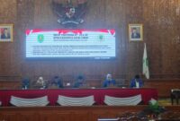 Suasana Rapat Paripurna ke-33 Masa Sidang III pada Senin (12/8/2024) malam. (ist)