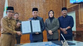 Pemkab dan DPRD Kutim Sepakati KUA-PPAS 2025 melalui rapat paripurna ke-35, Senin (13/8). (ist)