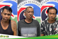 Tiga pelaku sabu jaringan Sibulue yang ditangkap Satresnarkoba Polres Bone, Selasa (6/8). (ist)