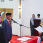 Pj Bupati Bone Andi Winarno Eka Putra melantik Andi Fajaruddin sebagai Pj Sekda Bone. (foto : Kominfo Bone)