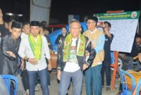 Paslon Tegak Lurus dalam acara silaturahmi dengan pendukung, Sabtu (9/11). (ist)