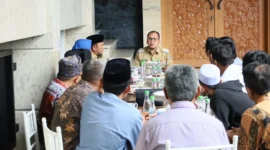 Bentuk Apresiasi, Wali Kota Makassar Berangkatkan 20 Pengurus Masjid Umroh. (ist)