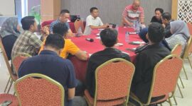 Rapat Koordinasi Bawaslu Bone dalam menghadapi sengketa Pilgub Sulsel. (ist)