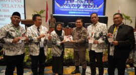 Kasi Penkum Kejati Sulsel, Soetarmi, saat menghadiri Konferensi Provinsi PGRI Sulawesi Selatan untuk periode 2024-2029, Makassar, Kamis (5/12). (ist)