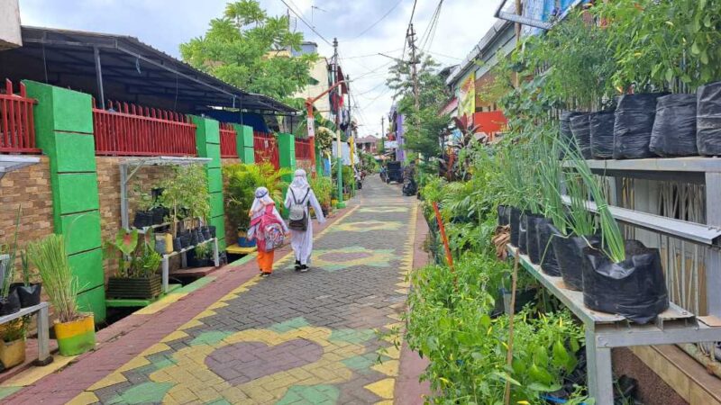 DP2 Eedukasi Warga Sekitar Longwis Soal Pembuatan Pupuk, (foto:ist)