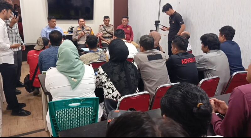Solidaritas Advokat Kabupaten Bone melakukan audience dengan Kapolres Bone membahas terkait penanganan kasus penembakan pengacara Rudi S Gani. (ist)