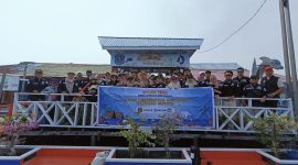 LPM Guntung studi tiru ke Kampung Wisata Malahing, Bontang Selatan, Minggu (16/02). (foto:asep)