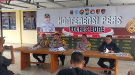 Polres Bone menggelar konferensi pers terkait hasil gelaran Operasi Pallawa 2025, Senin (24/2). (ist)