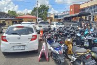 Barang bukti yang diamankan dalam operasi balap liar di Kecamatan Cenrana, Selasa (4/3) dini hari. (foto : Asrul Rahman)