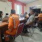Anggota BPBD Bontang jalani pemeriksaan kesehatan rutin di Puskesmas Bontang Selatan 1, Kamis (24/4). (ist)