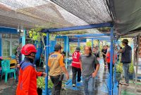 BPBD Bontang menggelar simulasi penanganan bencana di Kampung Wisata Malahing, Sabtu (26/4). (ist)