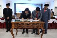 DPRD dan Pemkot Bontang Sahkan Hibah Lahan ke BULOG. (ist)