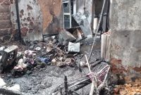 Kondisi rumah kontrakan di Gunung Telihan yang dilalap api, Kota Bontang, Sabtu (17/5). (ist)