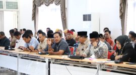 Anggota DPRD Kota Bontang Faisal FBR saat menyampaikan usulannya di Musrembang RPJMD, Senin (19/5). (ist)