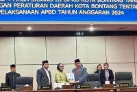 Suasana Rapat Paripurna DPRD Bontang, Senin (2;6). (ist)