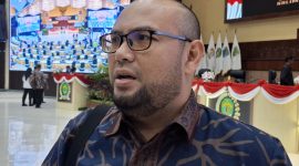 Anggota Komisi II DPRD Kaltim, Abdul Giaz. (Foto/Diksiku)