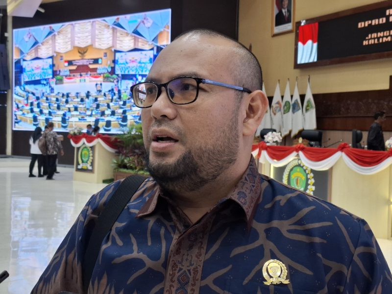 Anggota Komisi II DPRD Kaltim, Abdul Giaz. (Foto/Diksiku)