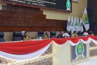 Suasana Rapat Paripurna ke-18 DPRD Kaltim saat penyerahan Nota Keuangan dan Ranperda Pertanggungjawaban APBD 2024 oleh Pemprov Kaltim. (Foto:Hms)