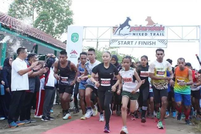 Secara resmi, acara dibuka oleh Anggota DPRD Kalimantan Timur, Firnadi Ikhsan, yang hadir langsung di lokasi. (Foto/Humas)