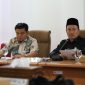 Sekretaris Komisi A DPRD Bontang Saeful Rizal memimpin jalannya rapat (kanan). (ist)