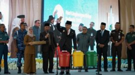 Anggota Komisi IV DPRD Kalimantan Timur, Sarkowi V. Zahry, mendesak Pemerintah Provinsi untuk bersikap tegas terhadap perusahaan-perusahaan yang berulang kali memperoleh penilaian buruk. (Foto/Hms)