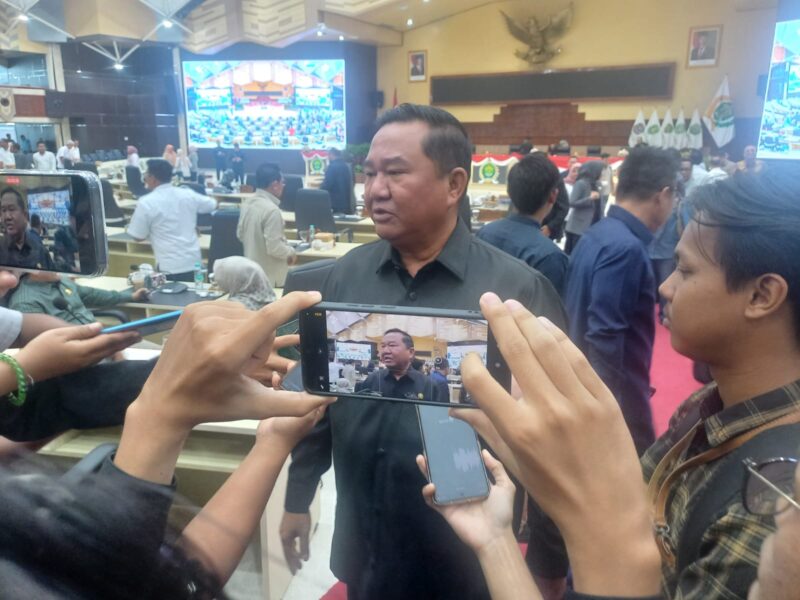 Wakil Ketua DPRD Kaltim Ekti Imanuel. (Foto/Diksiku)