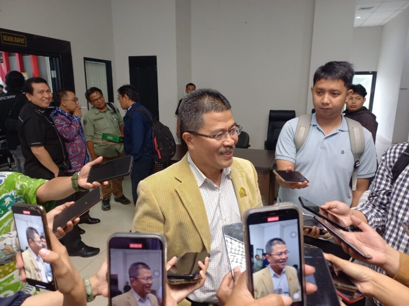 Sekretaris Komisi IV DPRD Kaltim, Darlis Pattalongi. (Foto/Diksiku)