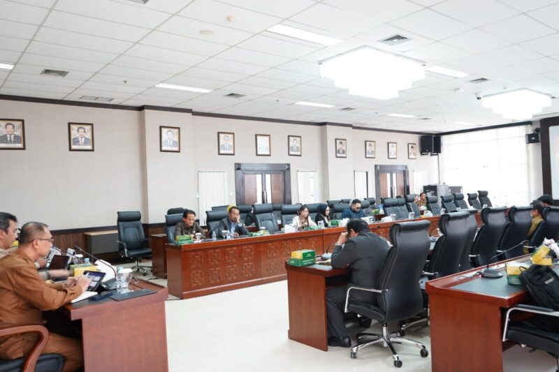 Rapat Koordinasi Panitia Khusus (Pansus) Pokir DPRD Kaltim, Senin (14/7/2025). (Foto/Humas)