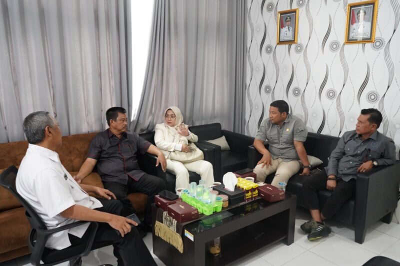 Proses Penerimaan Murid Baru (SPMB) Tahun Ajaran 2025/2026 di Kalimantan Timur jadi sorotan Komisi IV DPRD Kaltim. (Foto/Humas)