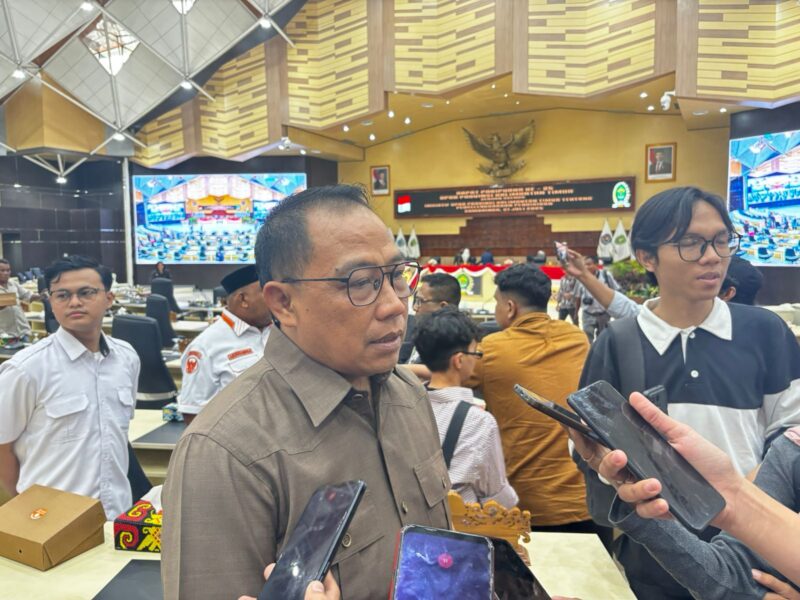 Ketua Panitia Khusus (Pansus) Ranperda Pendidikan, Sarkowi V Zahry. (Foto/Diksiku)